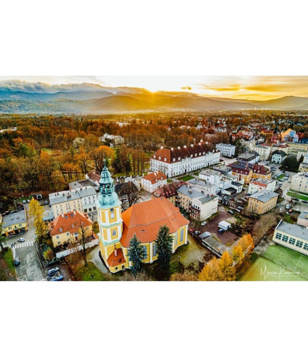 Apartament Nina Еленя-Гура Экстерьер фото